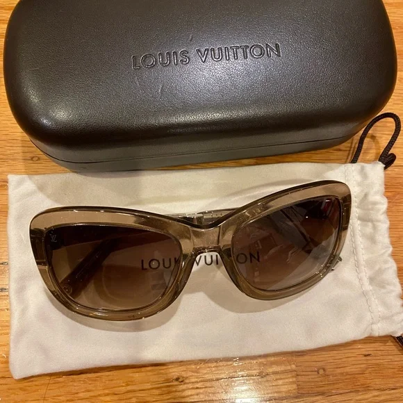 ?Authentic? Louis Vuitton Obsession Sunglasses Z0556W Authentic Louis Vuitton Brown Glitter Obsession Sunglasses  main image 2